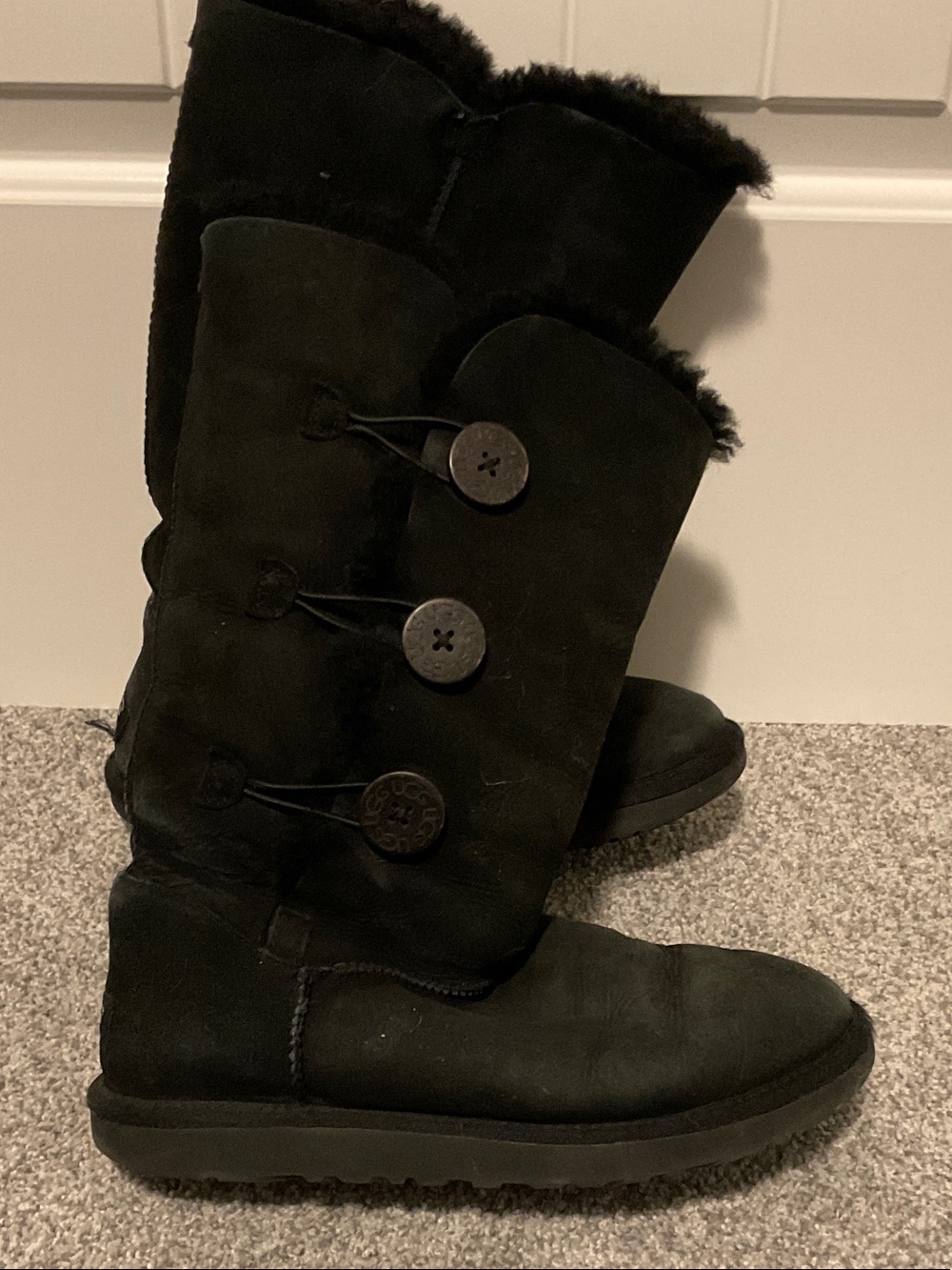 UGG Black Button-Detail Shearling Mid-Calf Boots - Picture 2 of 3